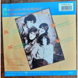 Katrina and the Waves - Walking on Sunshine / Going down to Liverpool