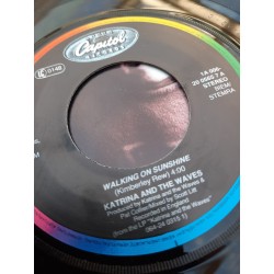 Katrina and the Waves - Walking on Sunshine / Going down to Liverpool