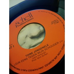 Toine Jongeneel - Leun met je hoofd op mijn Schouder