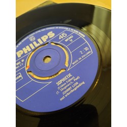 Johnny Lion - Sophietje
