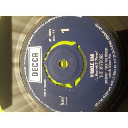 Motions - Miracle Man / Something