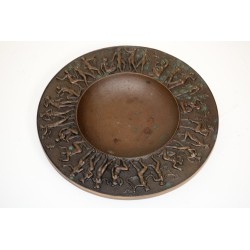 Bronzen Schotel Fritz Nuss